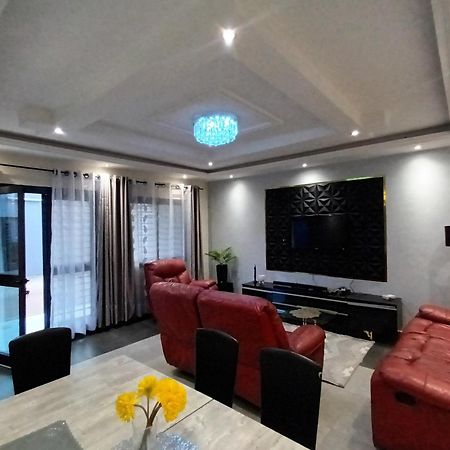 Residence Deluxe ยาอุนเด ภายนอก รูปภาพ