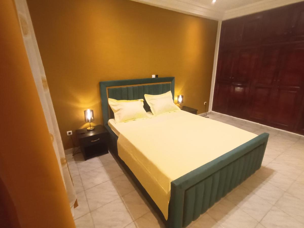 Residence Deluxe ยาอุนเด ภายนอก รูปภาพ