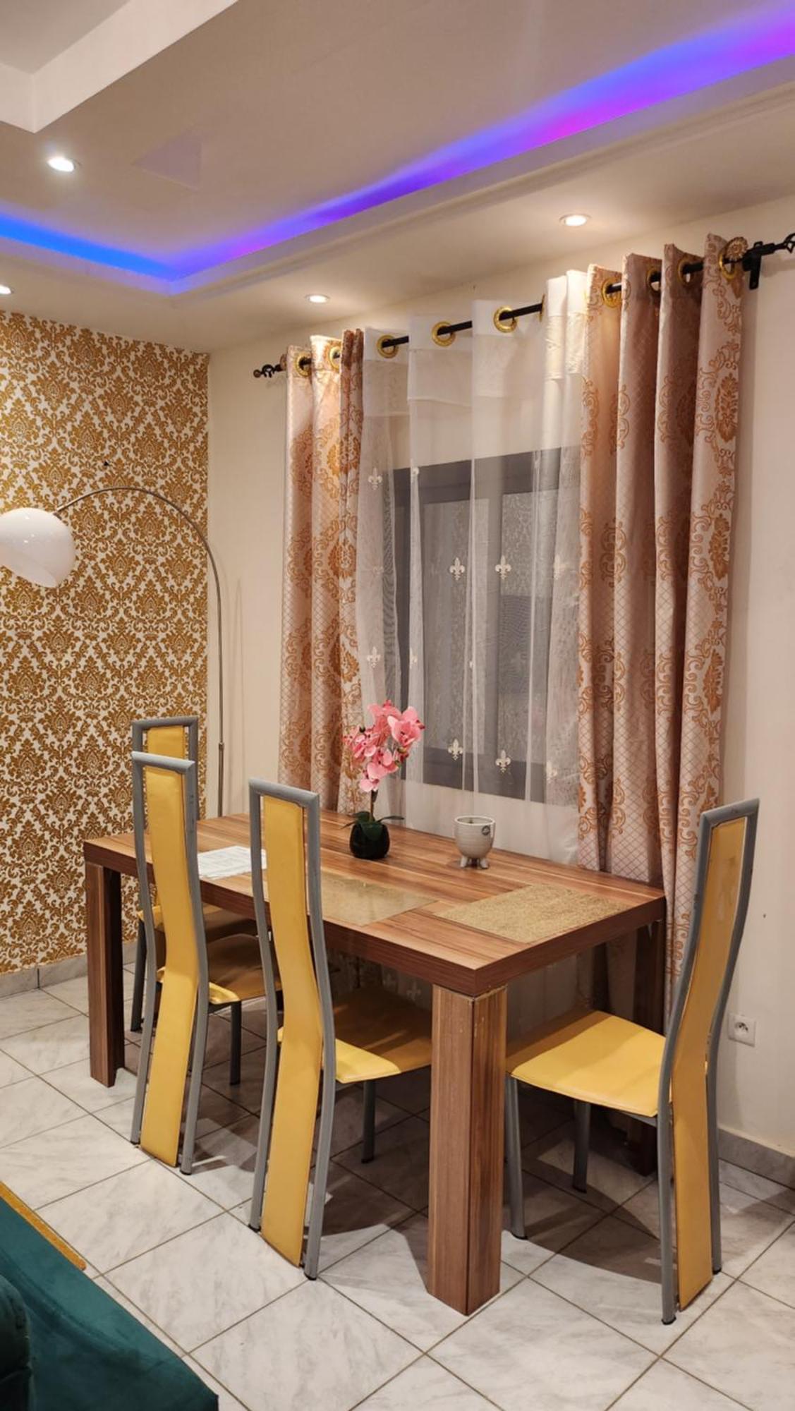 Residence Deluxe ยาอุนเด ภายนอก รูปภาพ